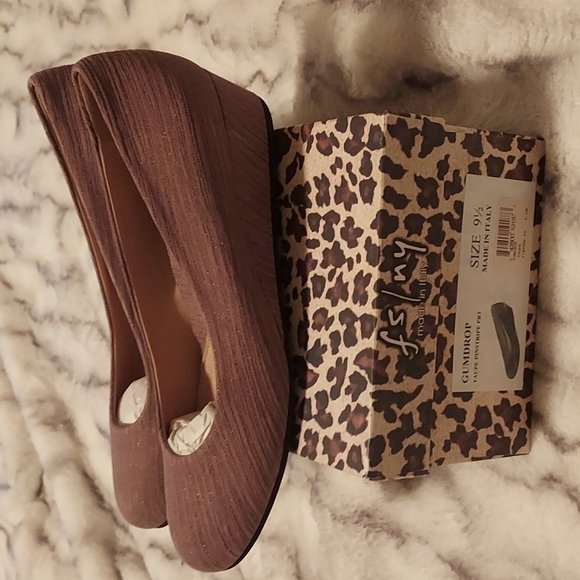 French Sole Gumdrop Canvas Wedge - Picture 8 of 12